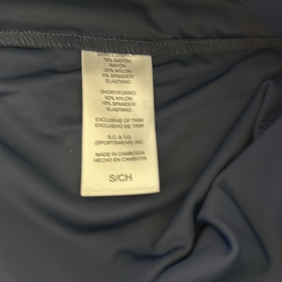 NWOT navy and white SC and co floral printed tummy control skorts size s… - Picture 4 of 5